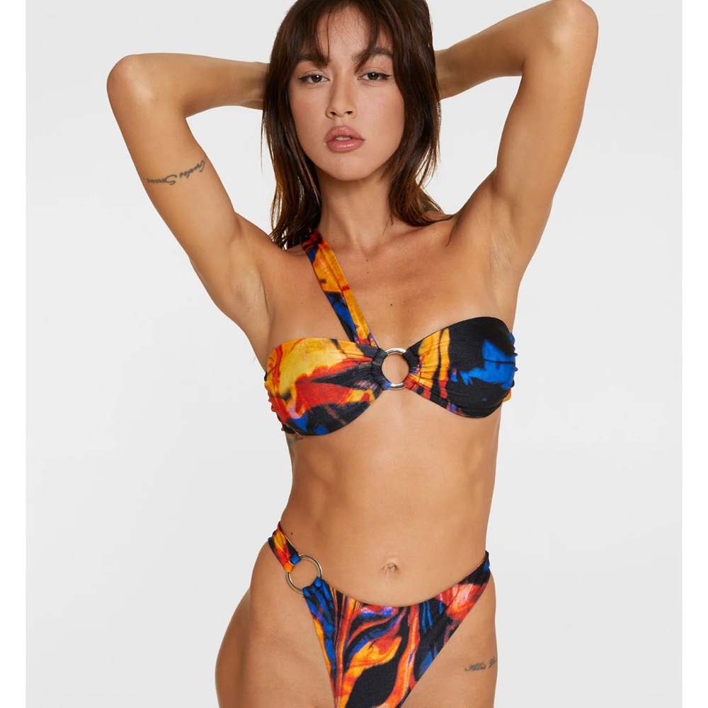 Capala Cahaya Bikini set